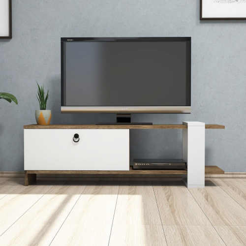 dřevěný stolek pod TV
