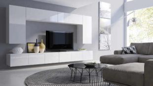 Velká bílá prostorná obývací stěna s vysokým leskem